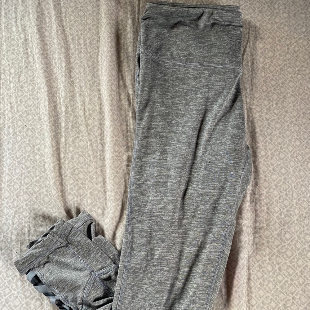 Gray Leggings 🌵